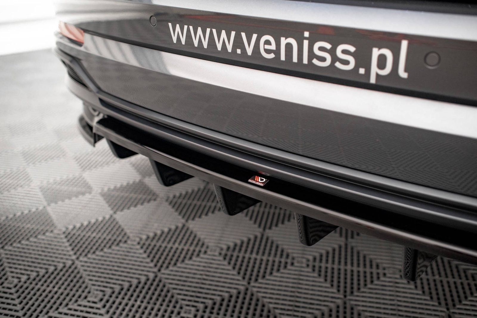 Splitter Trasero (with vertical bars) Audi Q3 S-Line SUV F3 - Imagen 2