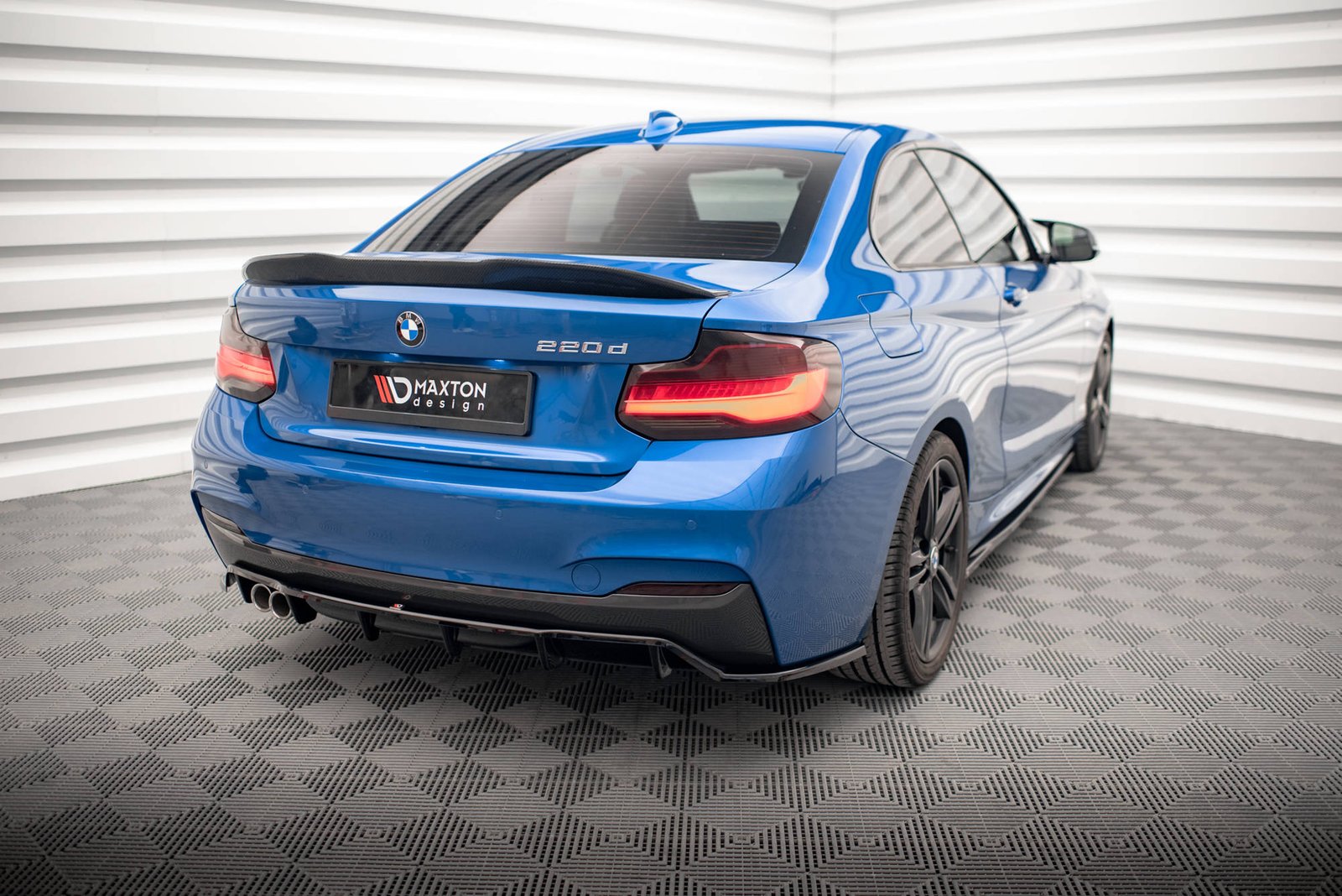 Splitter Trasero (with vertical bars) BMW 2 M-Pack F22 - Imagen 2