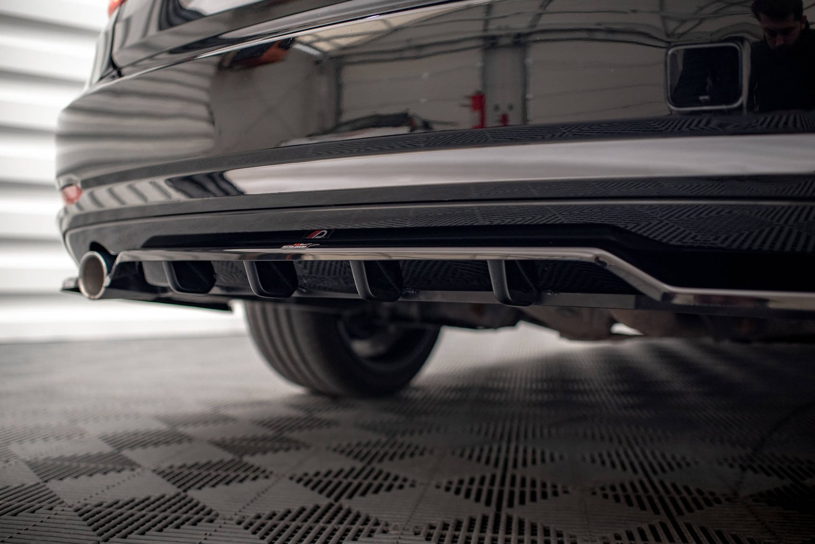Splitter Trasero (with vertical bars) BMW 3 GT F34 - Imagen 5