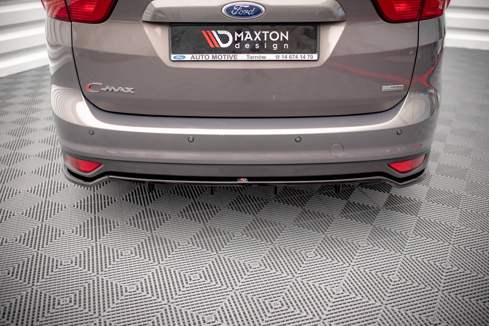 Splitter Trasero (with vertical bars) Ford C-Max Mk2 - Imagen 2