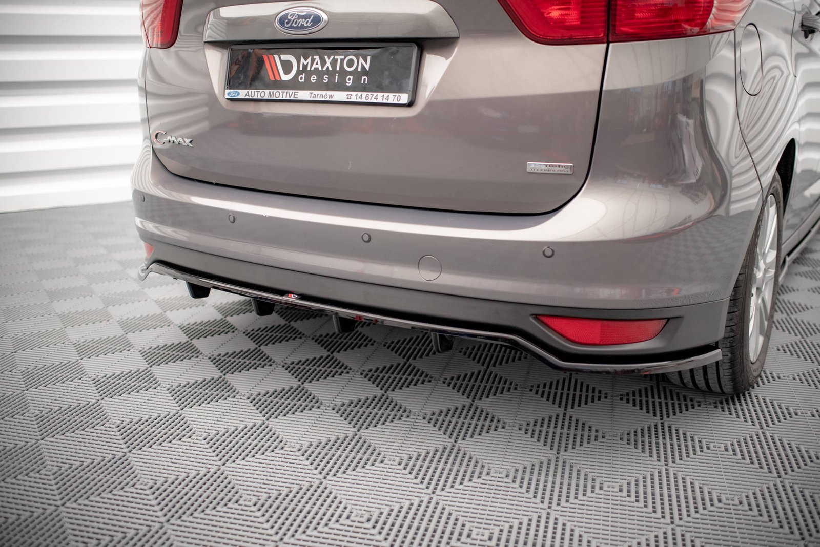 Splitter Trasero (with vertical bars) Ford C-Max Mk2