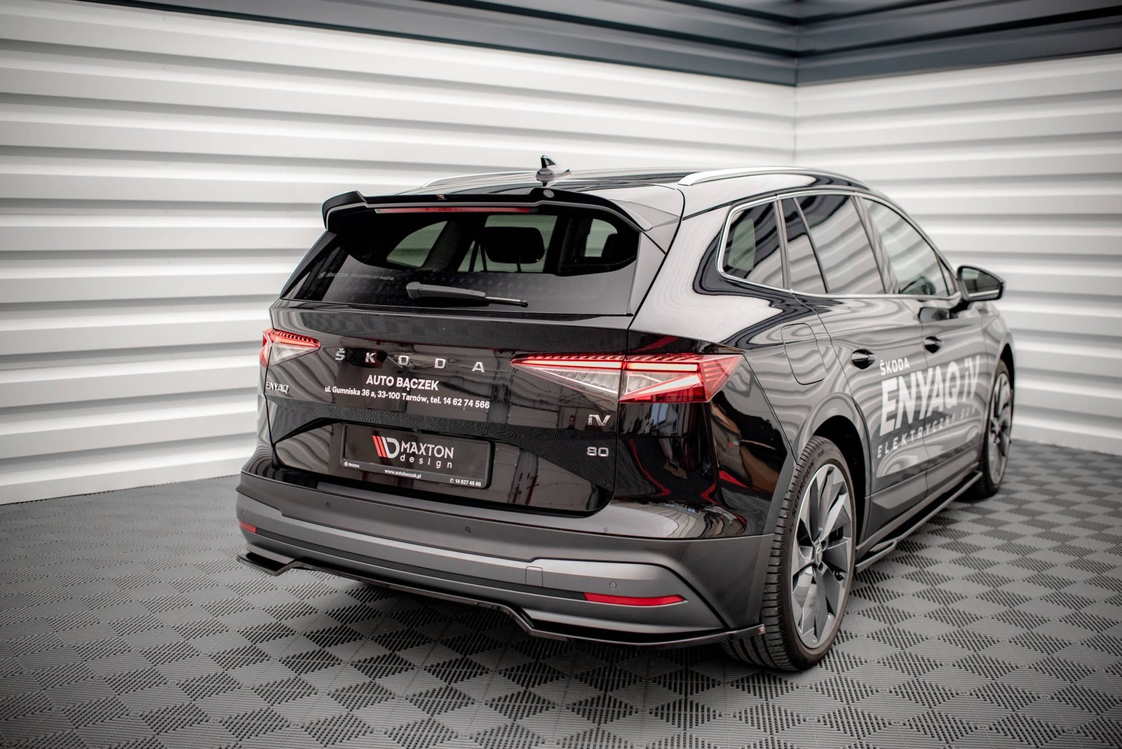 Splitter Trasero (with vertical bars) Skoda Enyaq iV