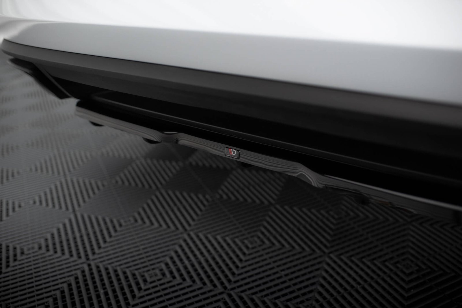 Splitter Trasero (with vertical bars) Skoda Kodiaq RS Mk1 / Mk1 Facelift - Imagen 3