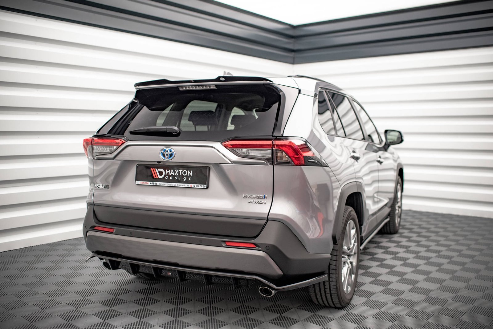 Splitter Trasero (with vertical bars) Toyota RAV4 Mk5 - Imagen 2
