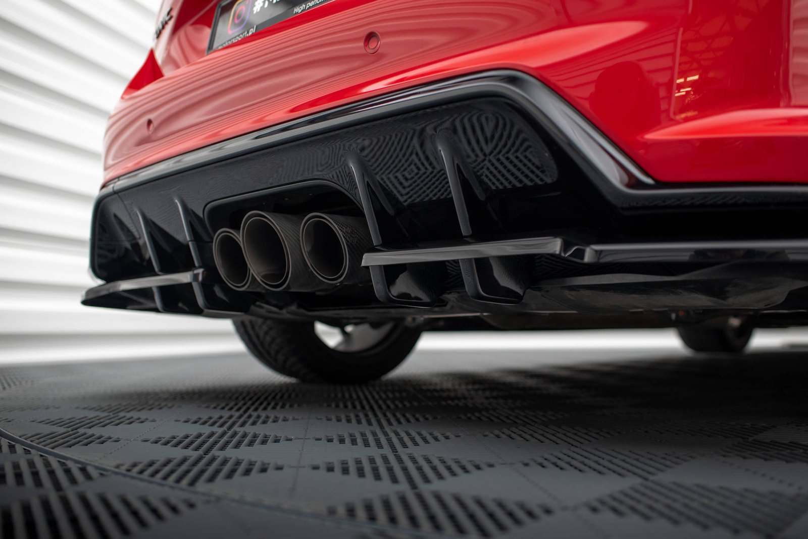 Splitter Trasero (with vertical bars) + Flaps Aerodinámicos Honda Civic Type-R Mk 11 - Imagen 4