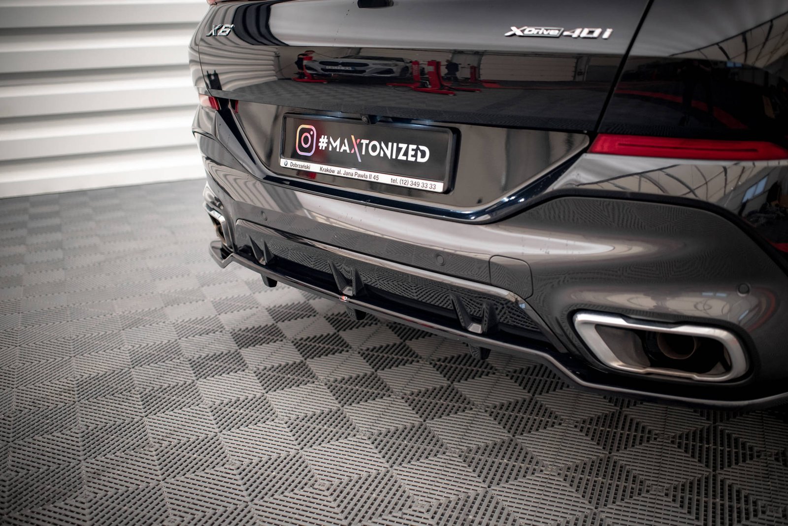 Splitter Trasero (with vertical bars) BMW X6 M-Pack G06 - Imagen 4