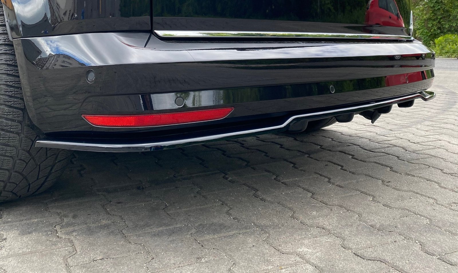 Splitter Trasero (with vertical bars) Volkswagen Caddy Mk. 4 - Imagen 2
