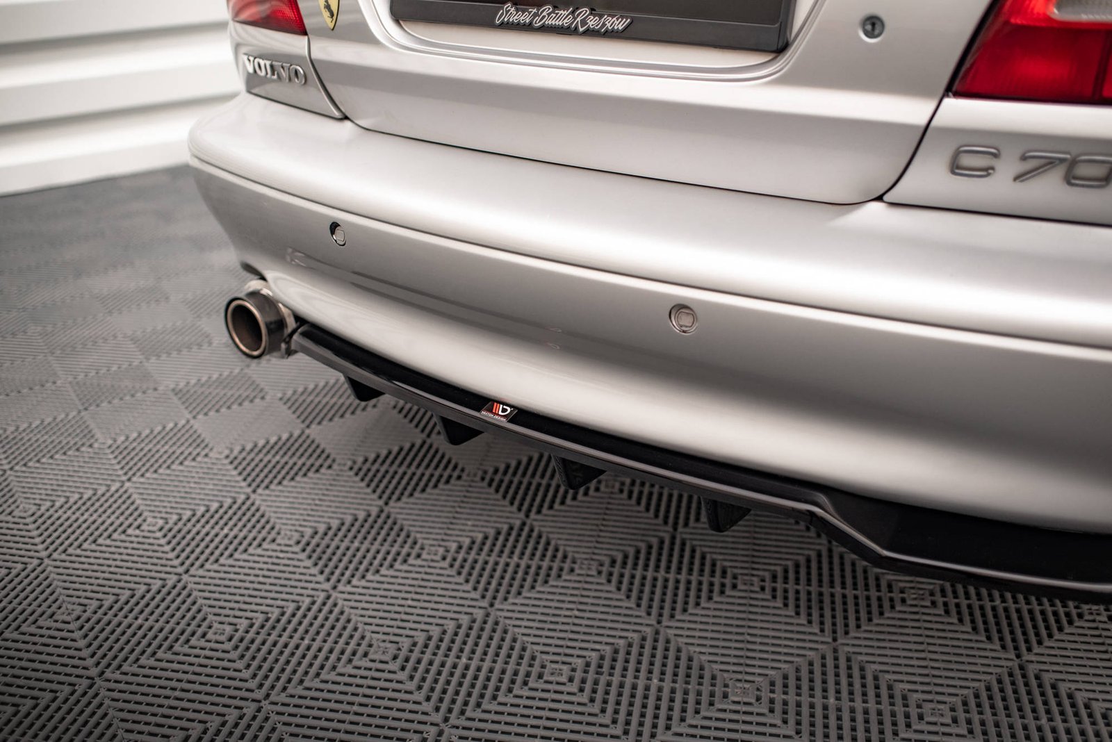 Splitter Trasero (with vertical bars) Volvo C70 Mk1 - Imagen 2