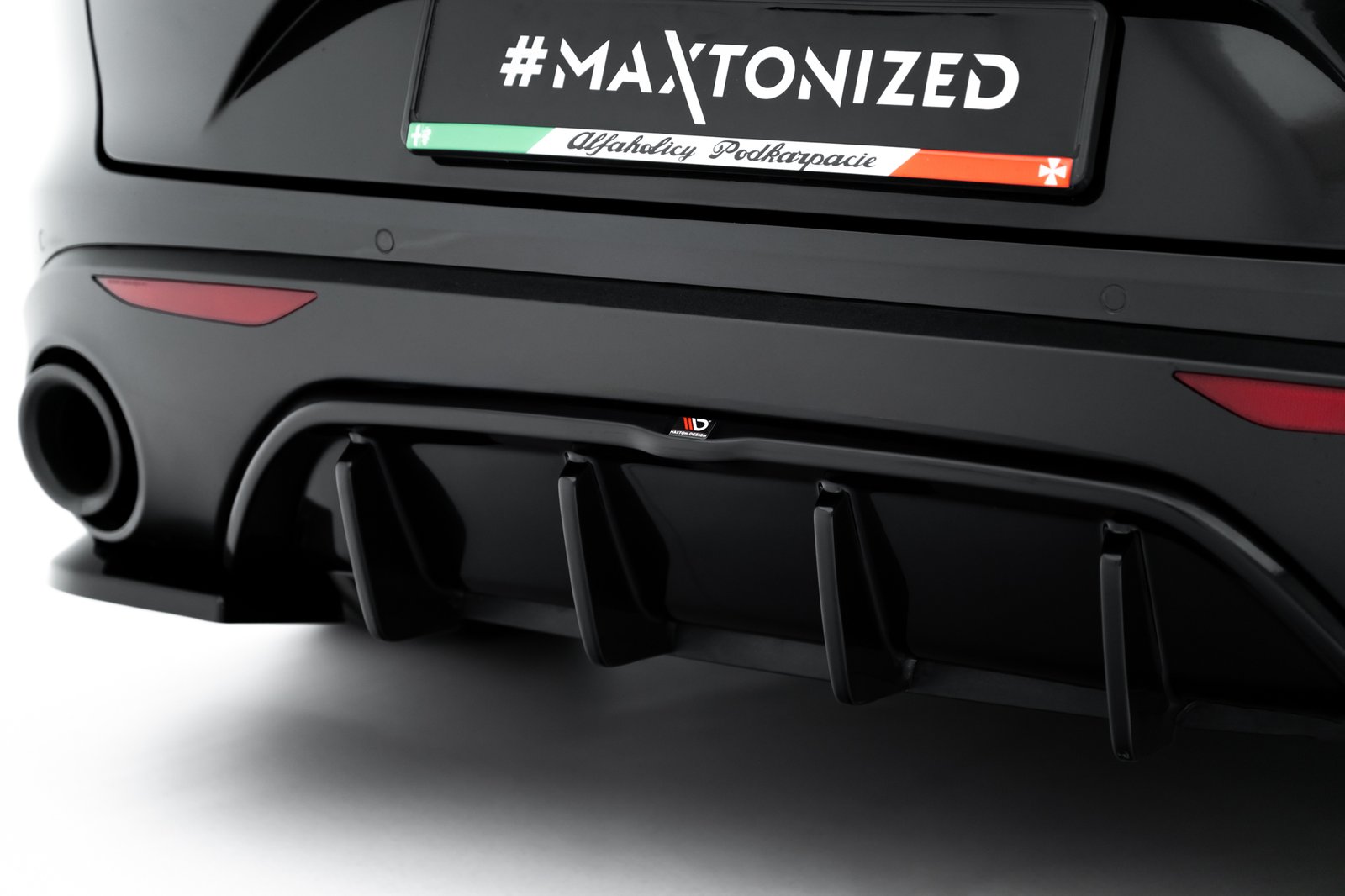 Faldón Trasero Alfa Romeo Stelvio Mk1 - Imagen 2