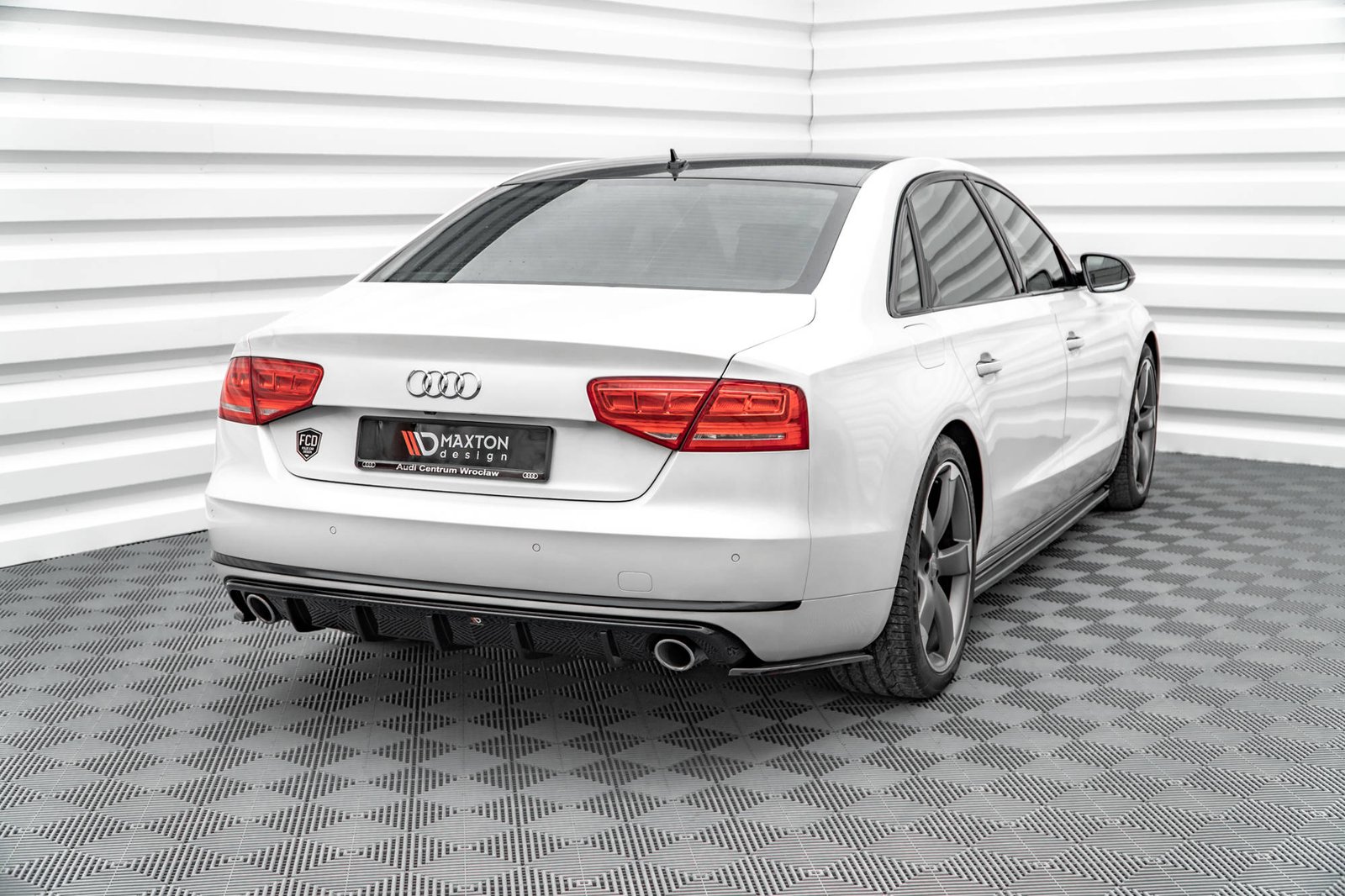 Faldón Trasero Audi A8 D4 - Imagen 4