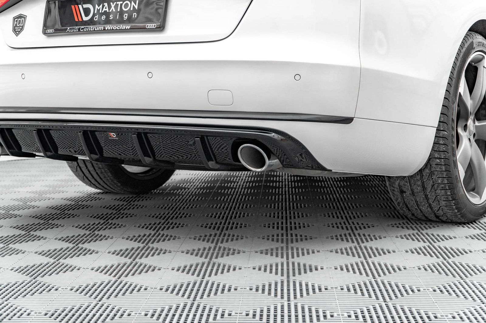 Faldón Trasero Audi A8 D4 - Imagen 5