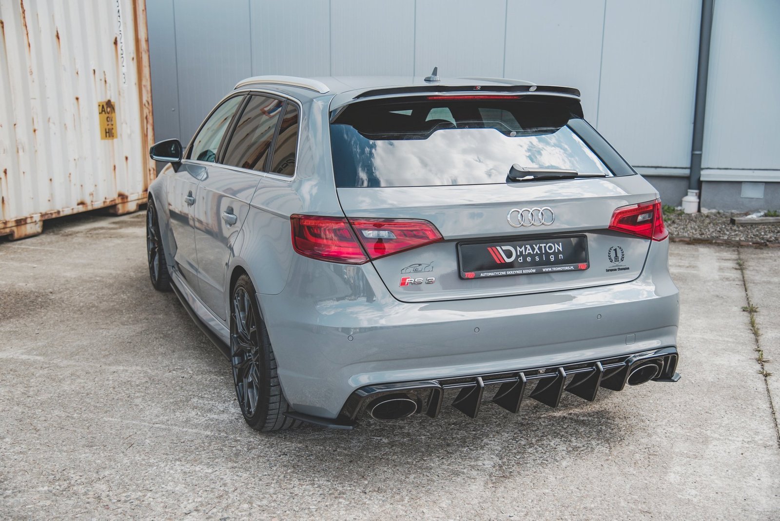 Faldón Trasero Audi RS3 8V Sportback