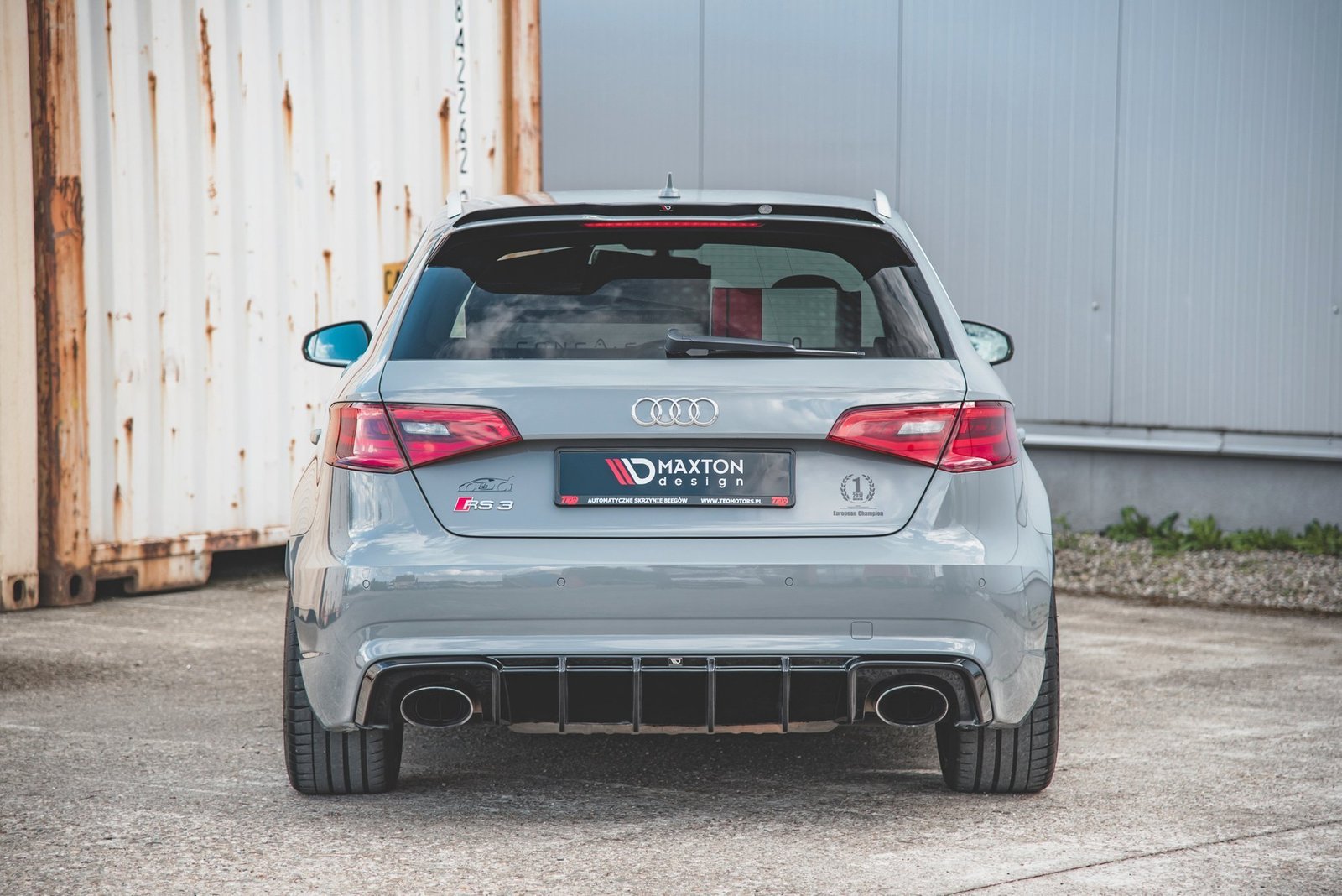 Faldón Trasero Audi RS3 8V Sportback - Imagen 2