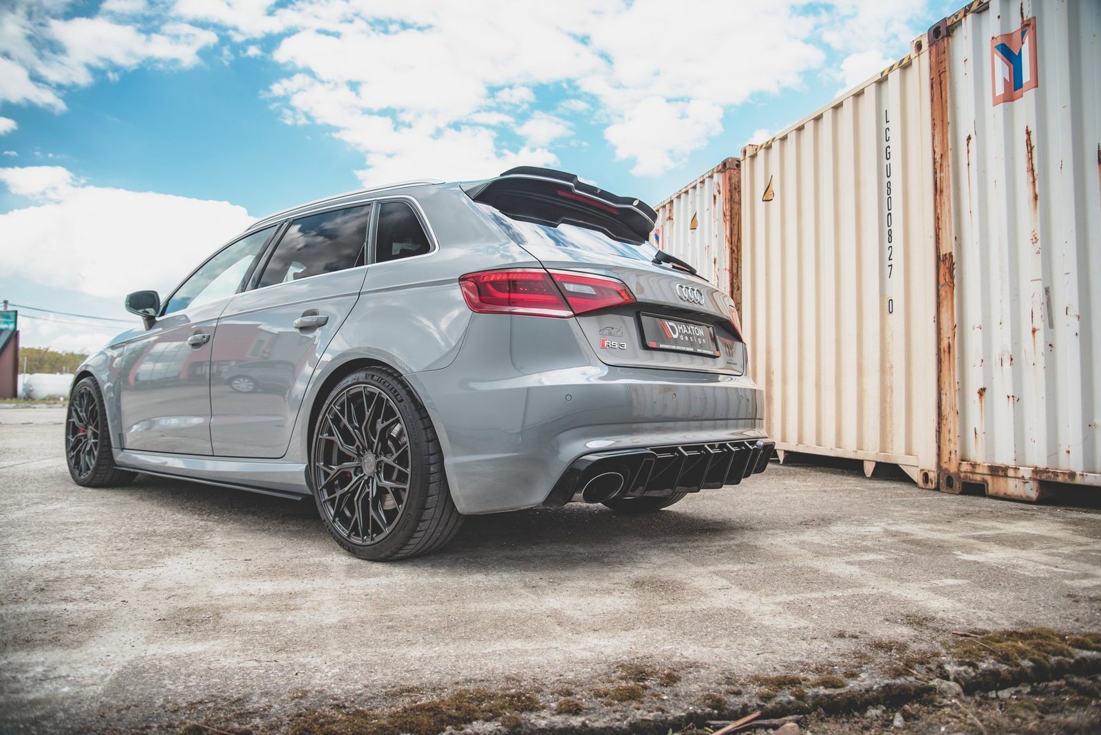 Faldón Trasero Audi RS3 8V Sportback - Imagen 3