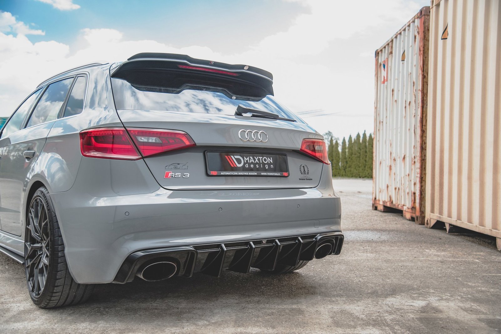 Faldón Trasero Audi RS3 8V Sportback - Imagen 5