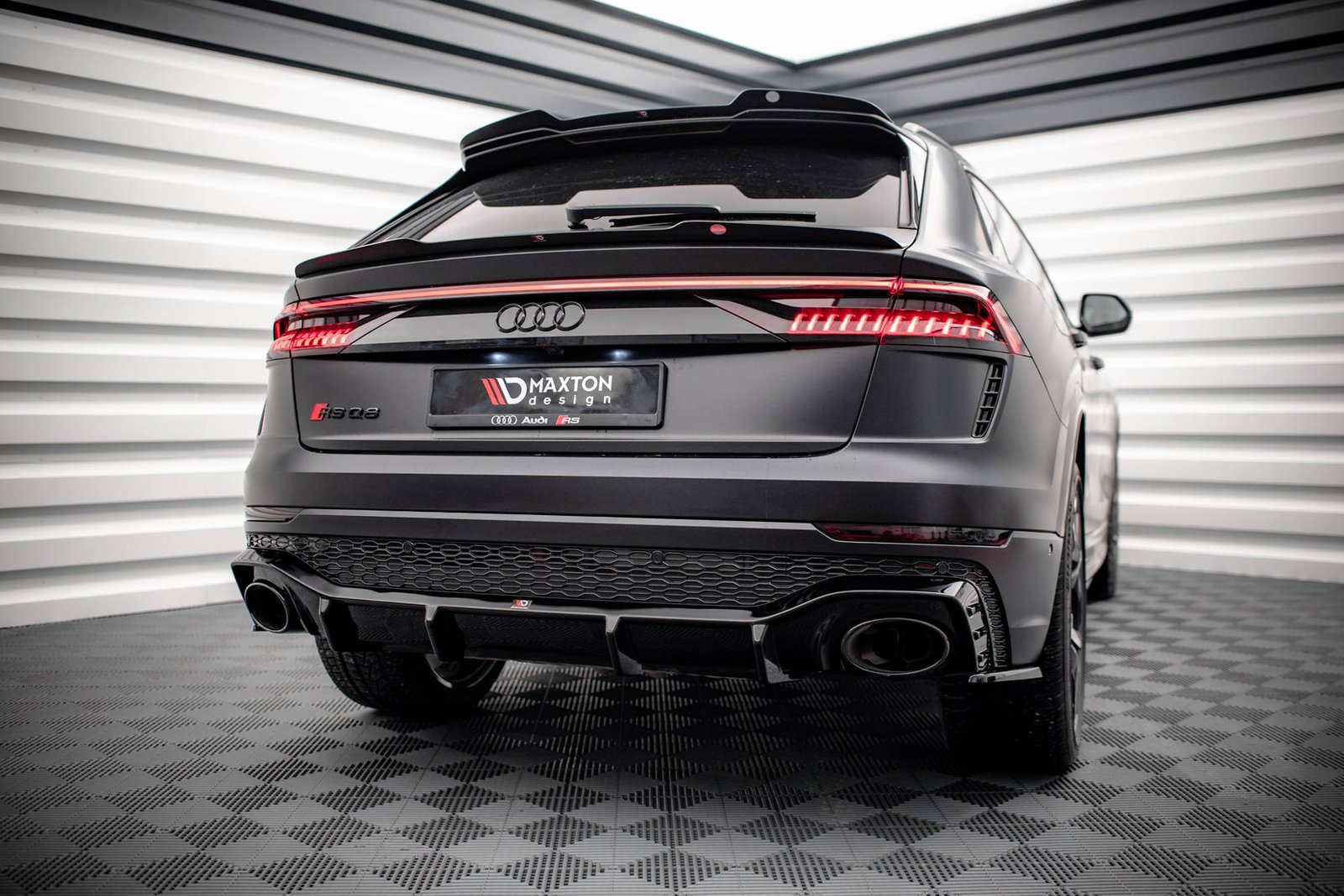Faldón Trasero Audi RSQ8 Mk1