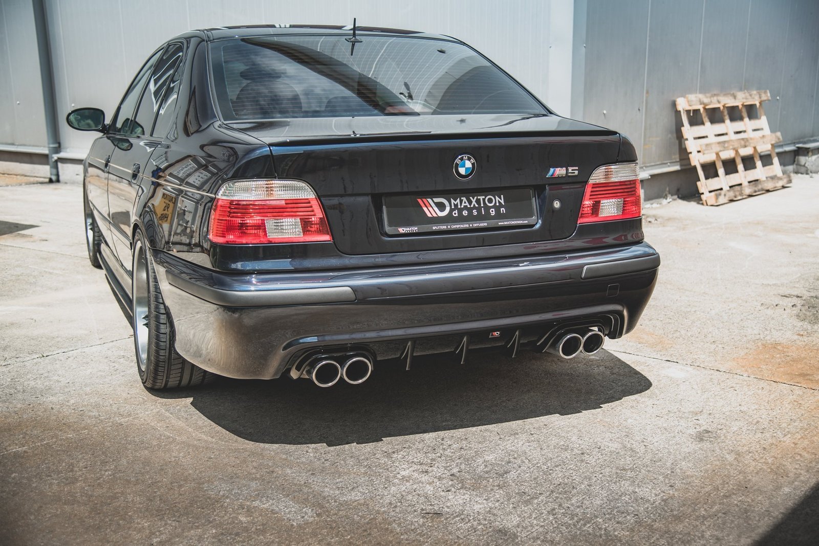 Faldón Trasero BMW M5 / 5 M-Pack E39 - Imagen 6