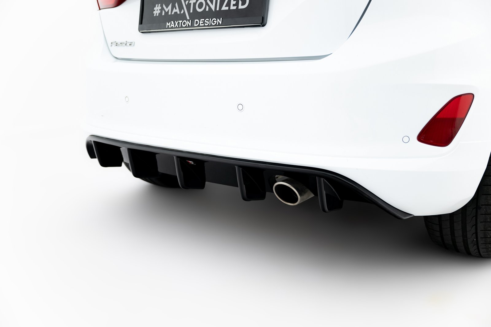 Faldón Trasero Ford Fiesta Mk8 ST-Line - Imagen 2