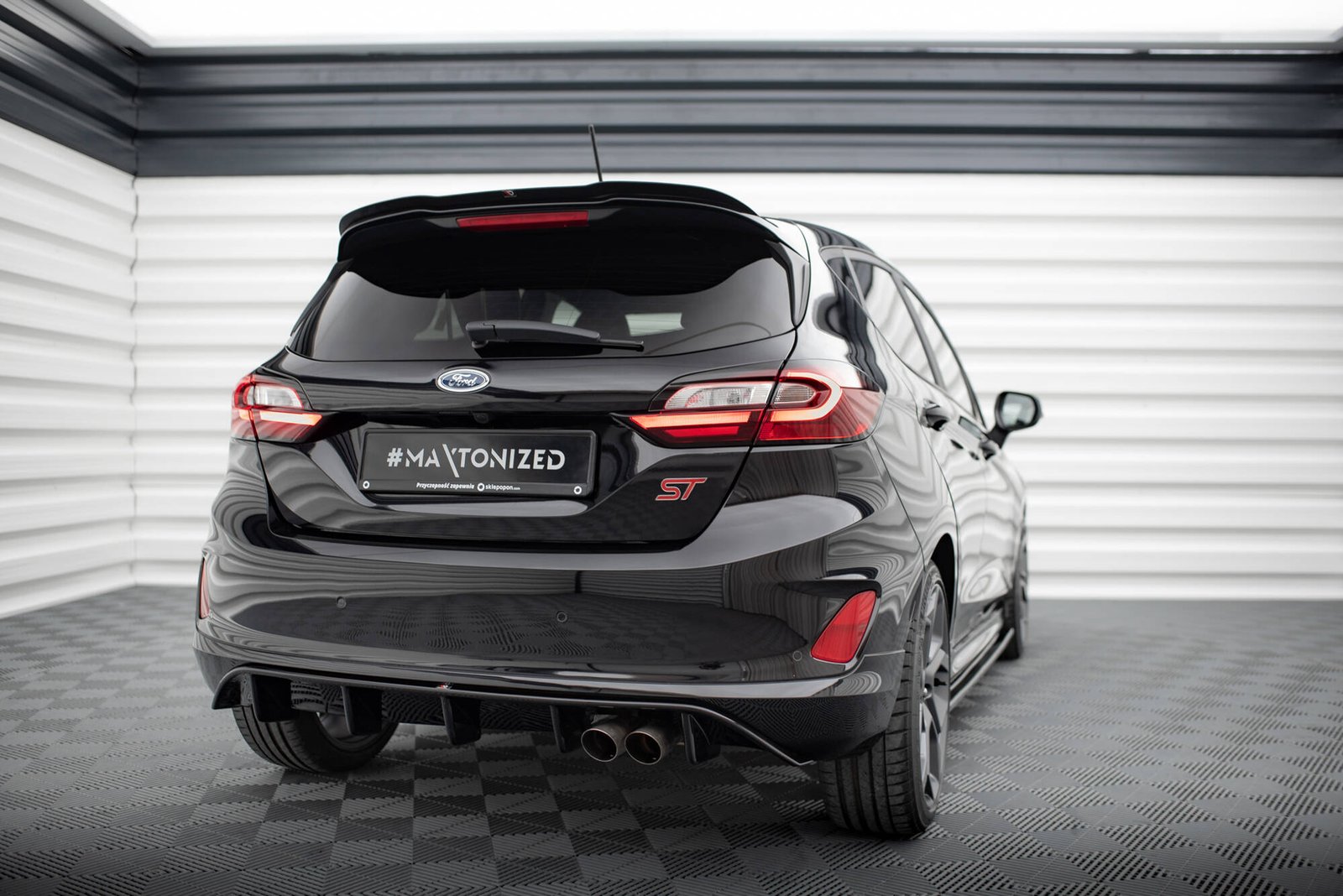 Faldón Trasero Ford Fiesta ST Mk8