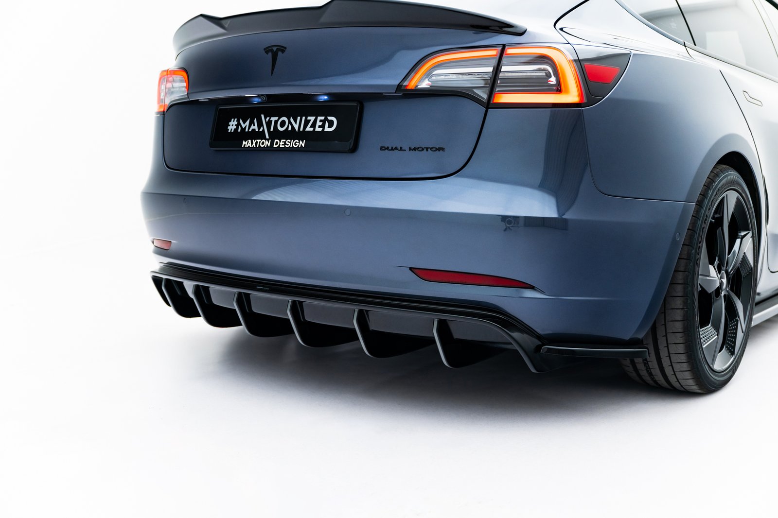 Faldón Trasero Tesla Model 3