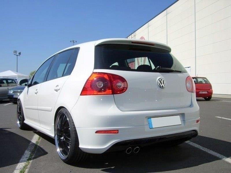Faldón Trasero Volkswagen Golf R32 Mk5 (with 1 exhaust hole, for GTI exhaust)