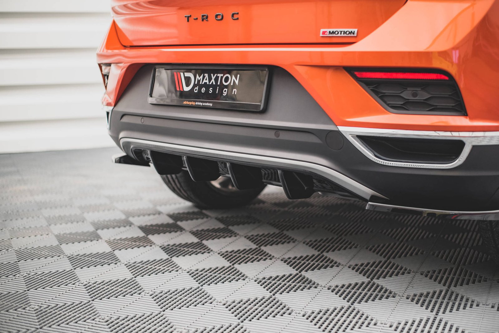 Faldón Trasero Volkswagen T-Roc Mk1 - Imagen 2