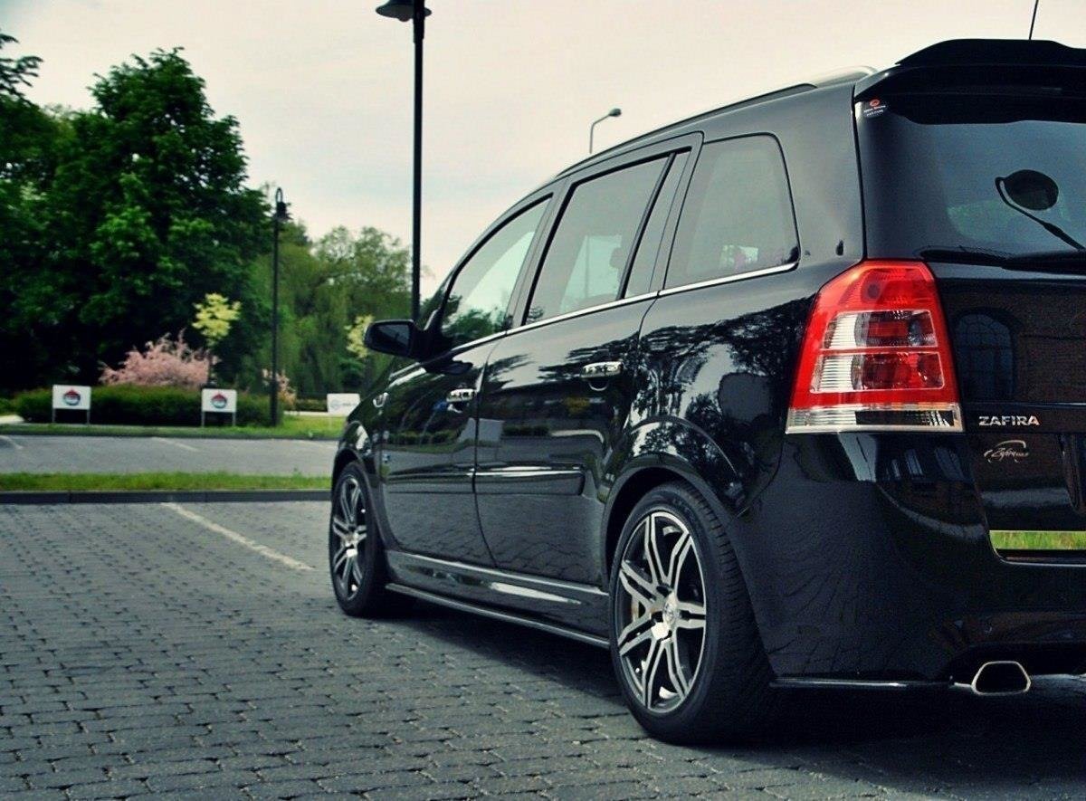 Faldones Laterales con Difusor Opel Zafira B OPC