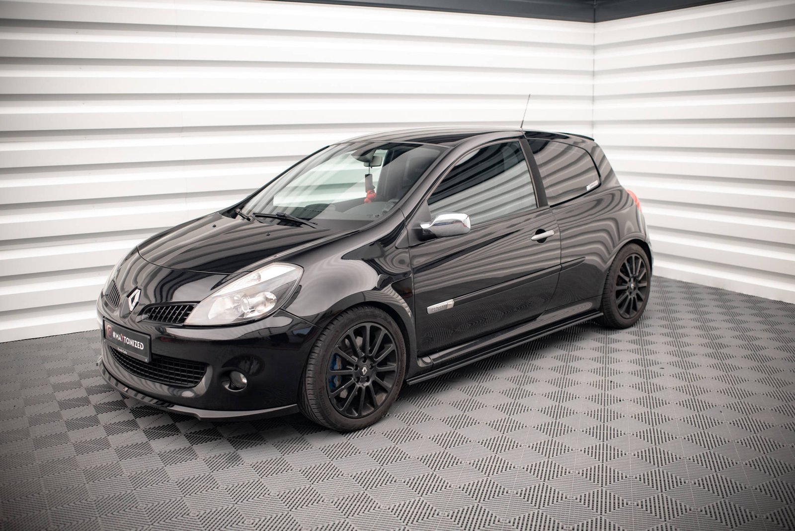 Faldones Laterales con Difusor Renault Clio MK3 RS - Imagen 2
