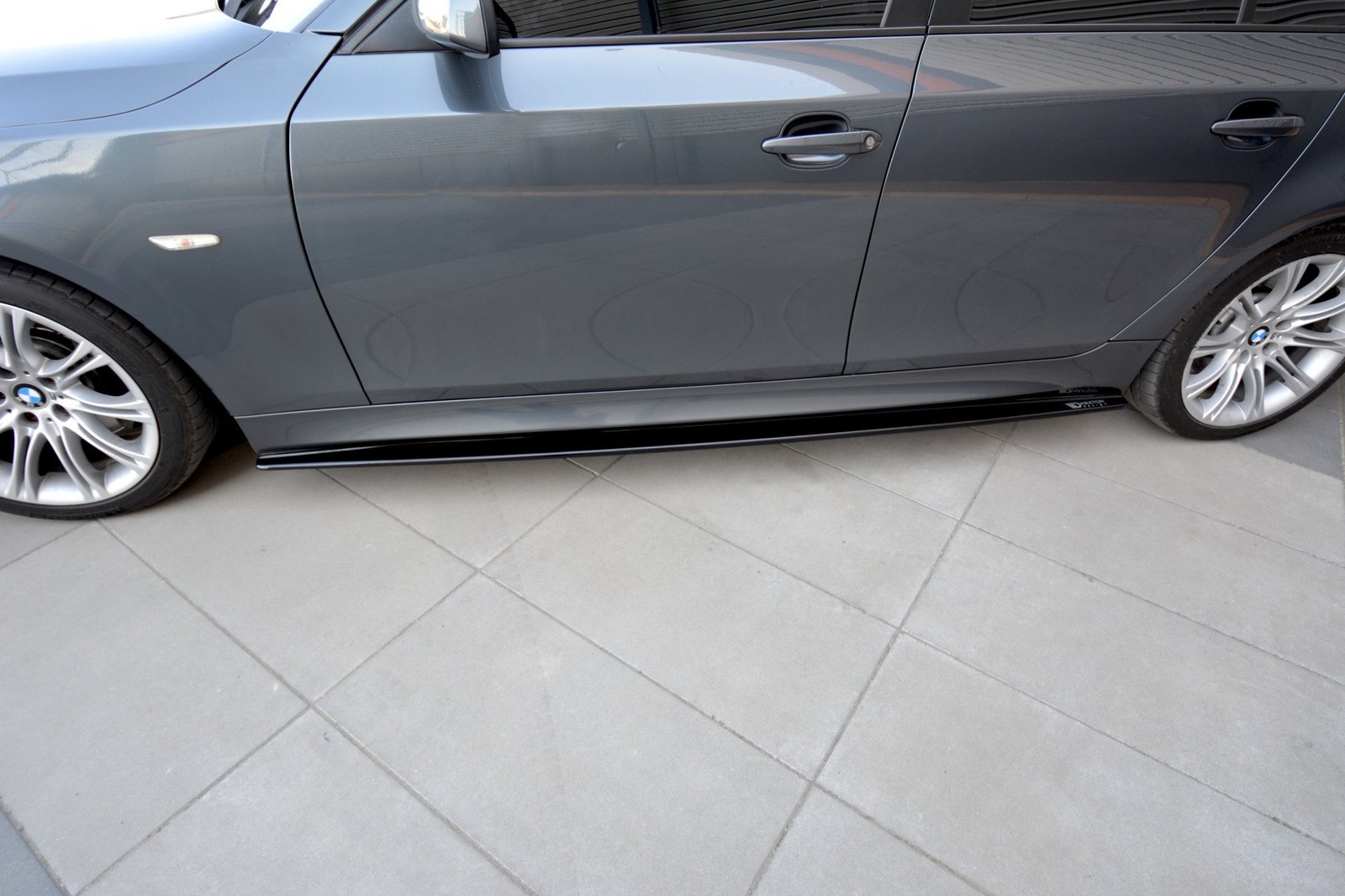 Faldones Laterales con Difusor for BMW 5 E60/61 M-Pack - Imagen 4