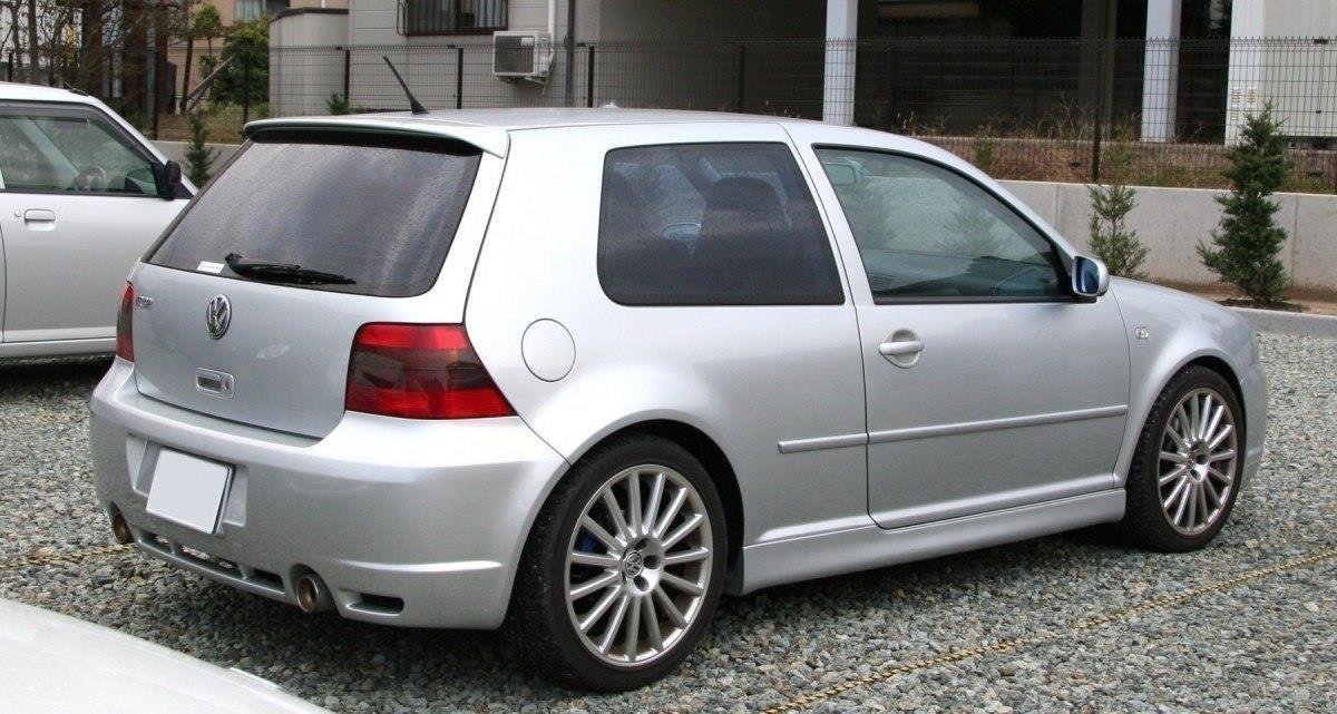 Faldones Laterales Golf 4 3 Door (R32 Look)