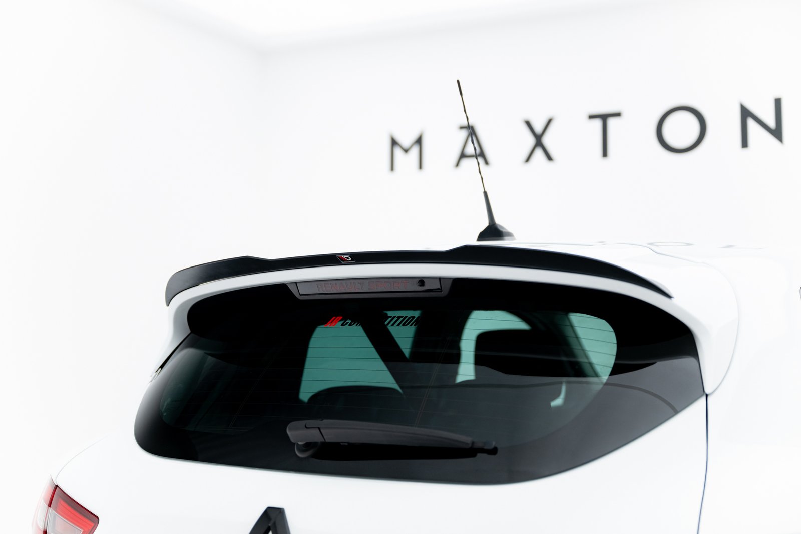 Extensión de Alerón Renault Clio MK4 RS