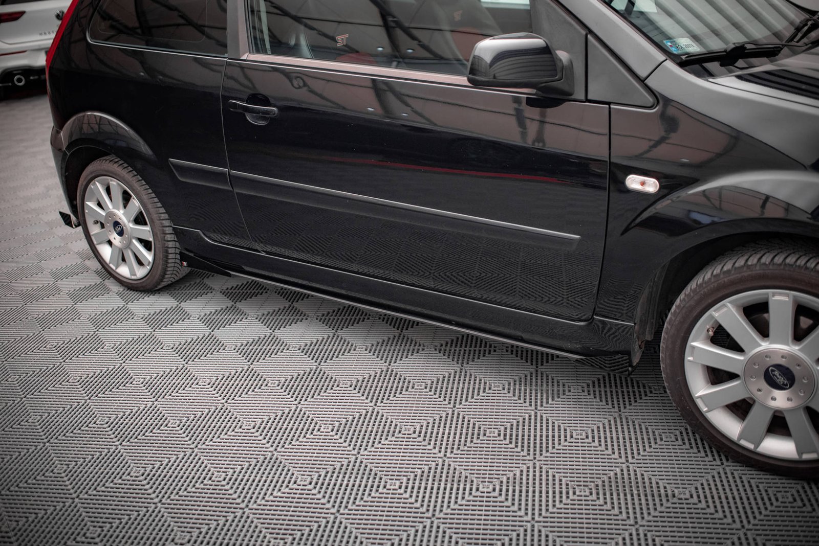 Side Flaps Aerodinámicos Ford Fiesta ST Mk6