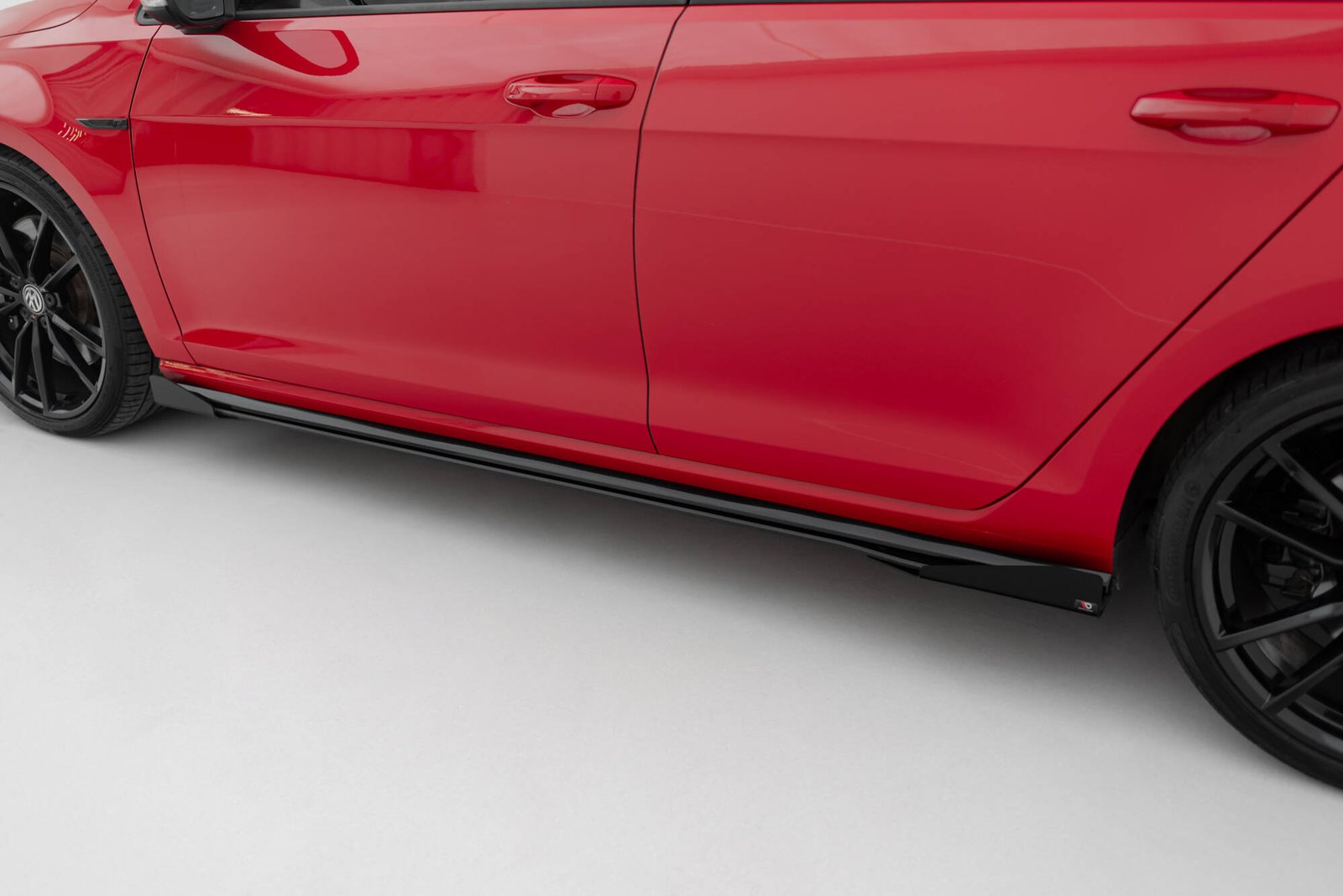 Side Flaps Aerodinámicos Volkswagen Golf R / R-Line Mk7 Facelift - Imagen 3
