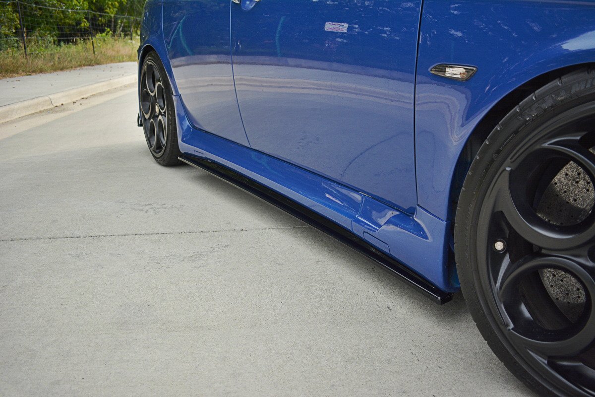 Faldones Laterales con Difusor Alfa Romeo 156 GTA