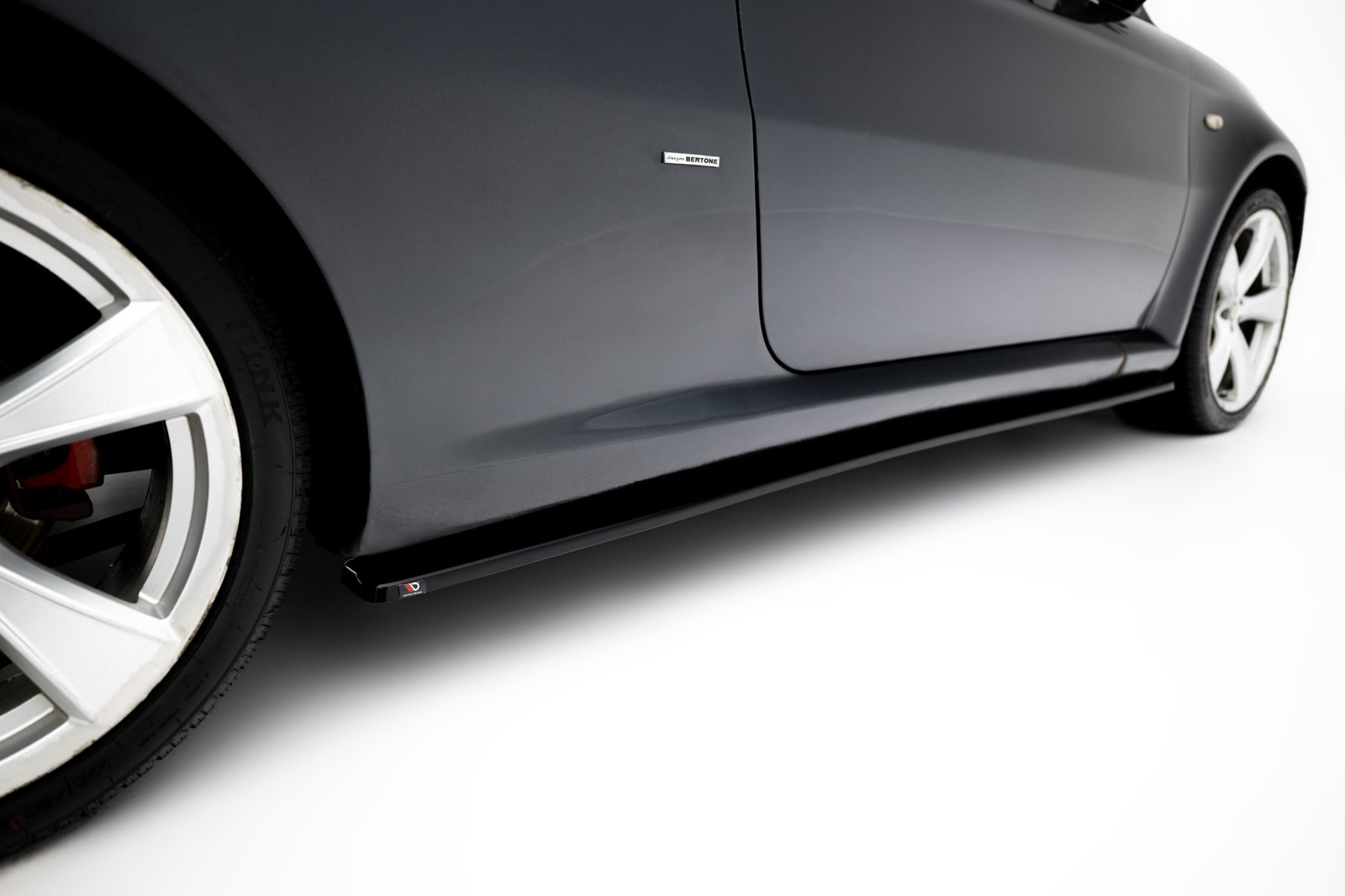 Faldones Laterales con Difusor Alfa Romeo GT - Imagen 2