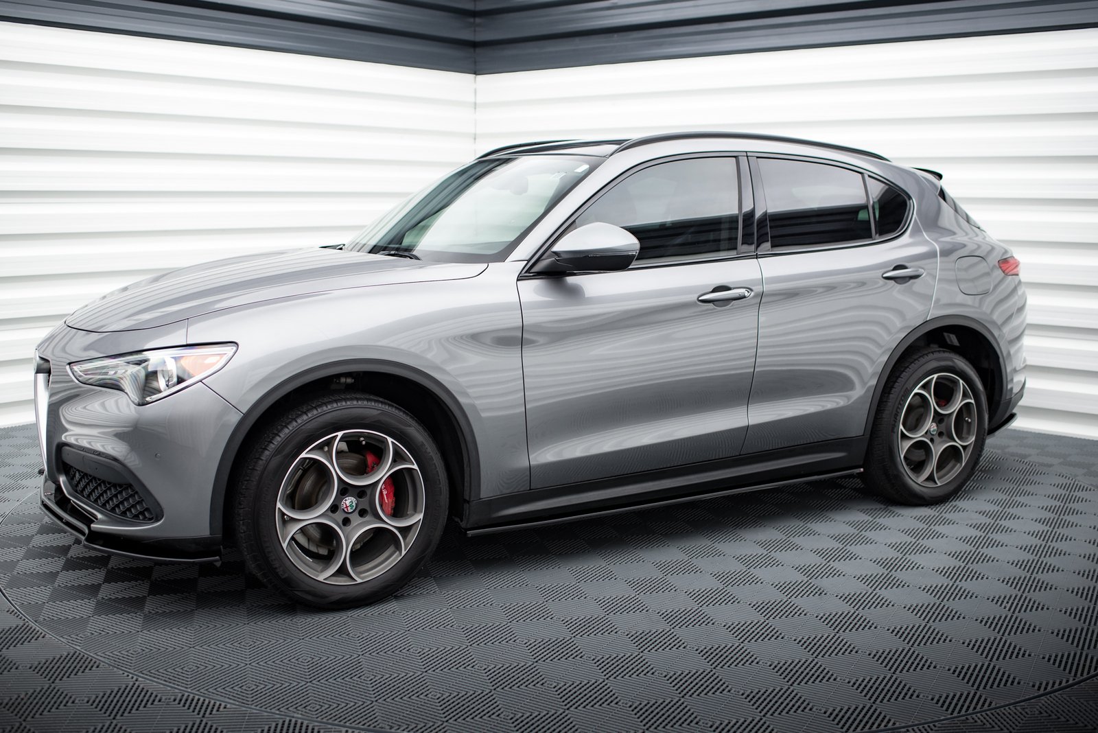 Faldones Laterales con Difusor Alfa Romeo Stelvio Mk1 - Imagen 3