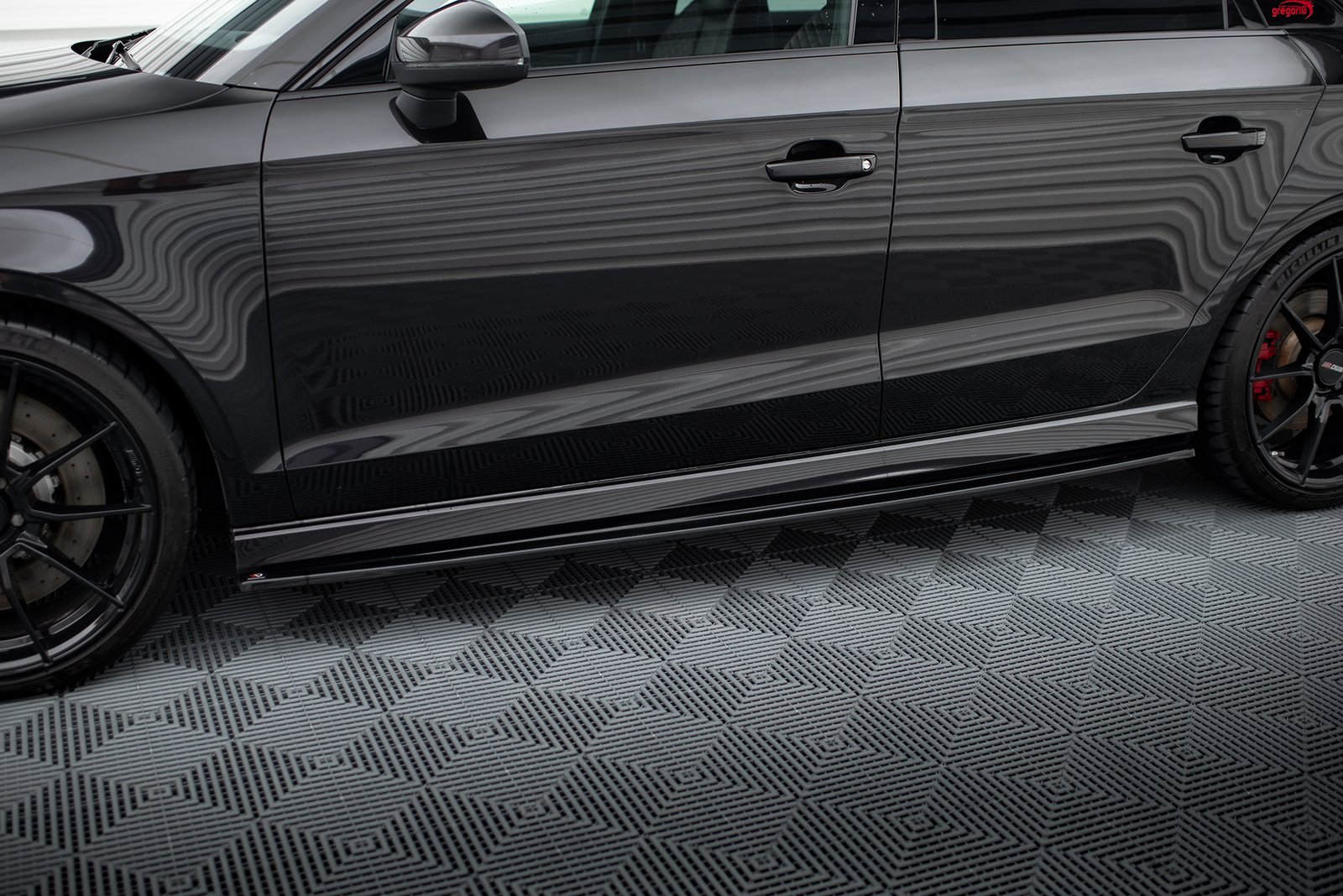 Faldones Laterales con Difusor Audi RS3 Sedan 8V Facelift