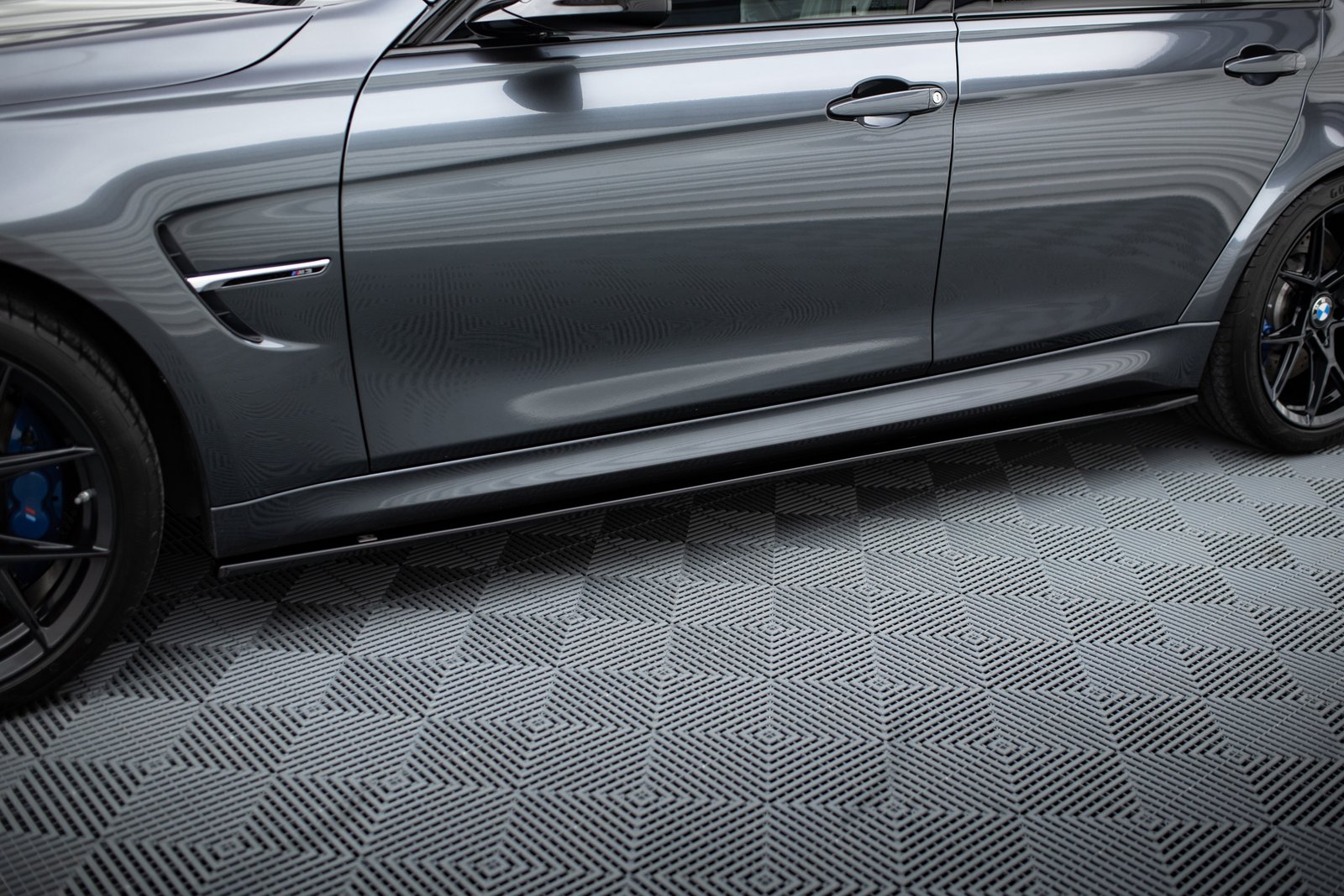 Faldones Laterales con Difusor BMW M3 F80