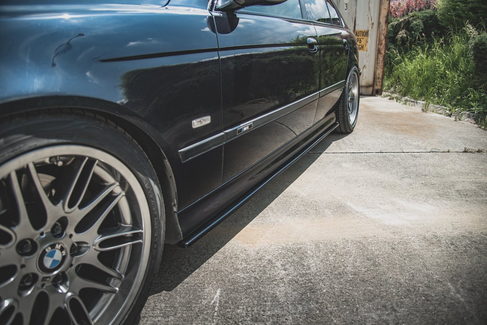 Faldones Laterales con Difusor BMW M5 / 5 M-Pack E39 - Imagen 2