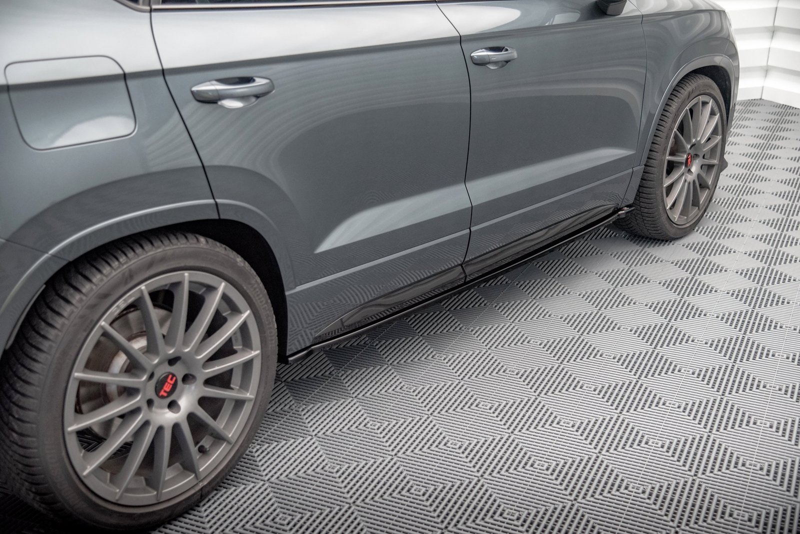 Faldones Laterales con Difusor Cupra Ateca Mk1 / Mk1 Facelift