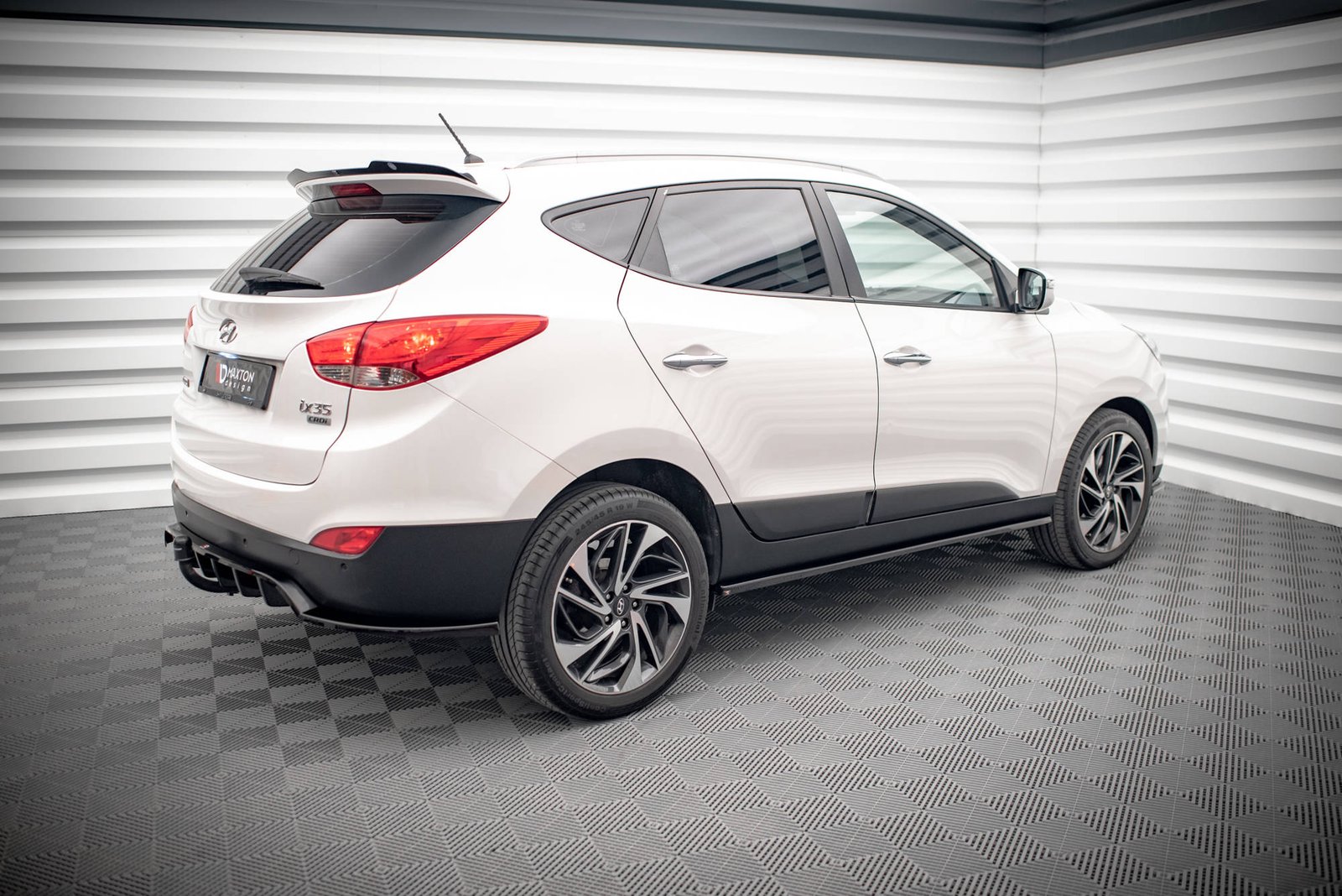 Faldones Laterales con Difusor Hyundai ix35 Mk1 - Imagen 3