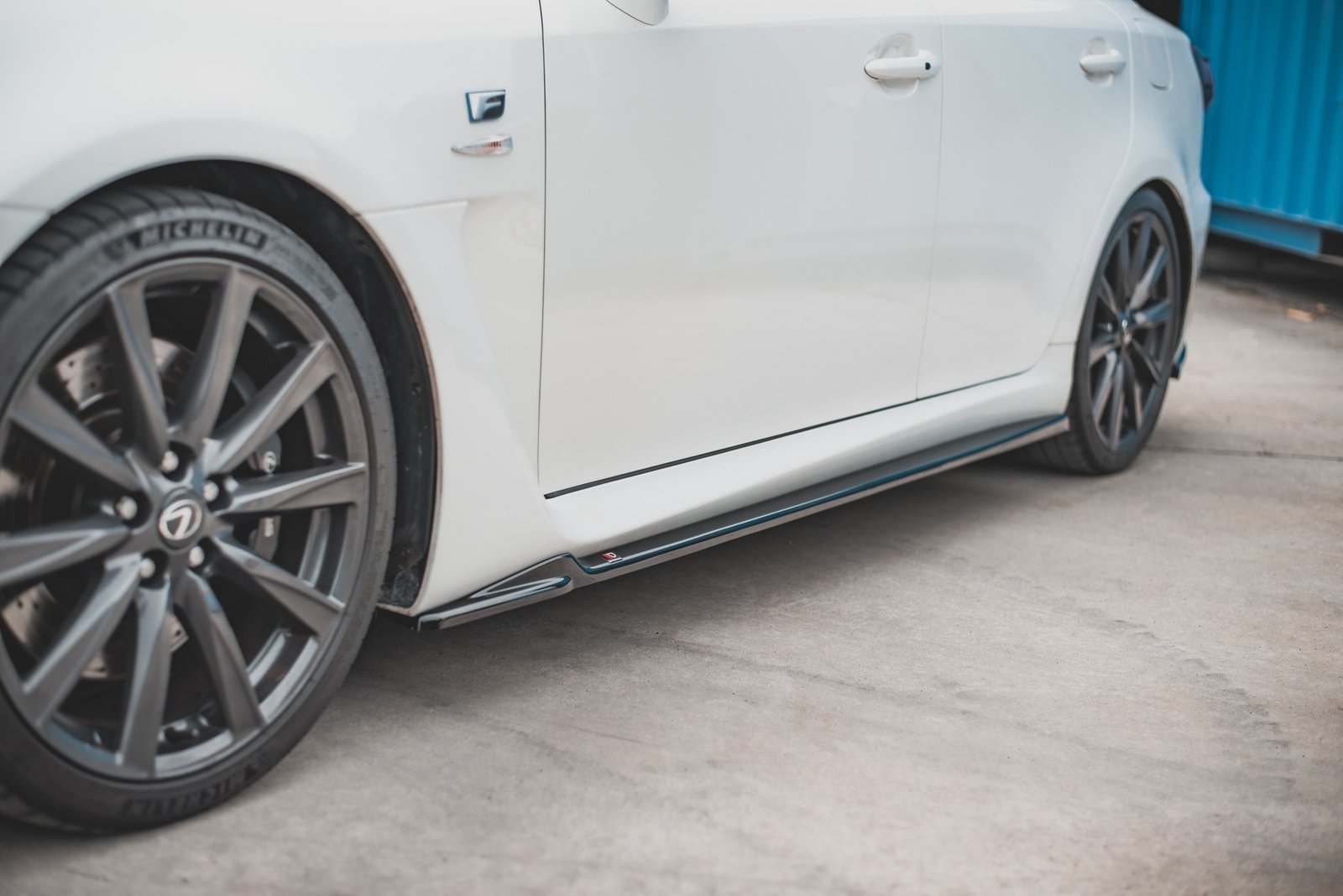 Faldones Laterales con Difusor Lexus IS F Mk2