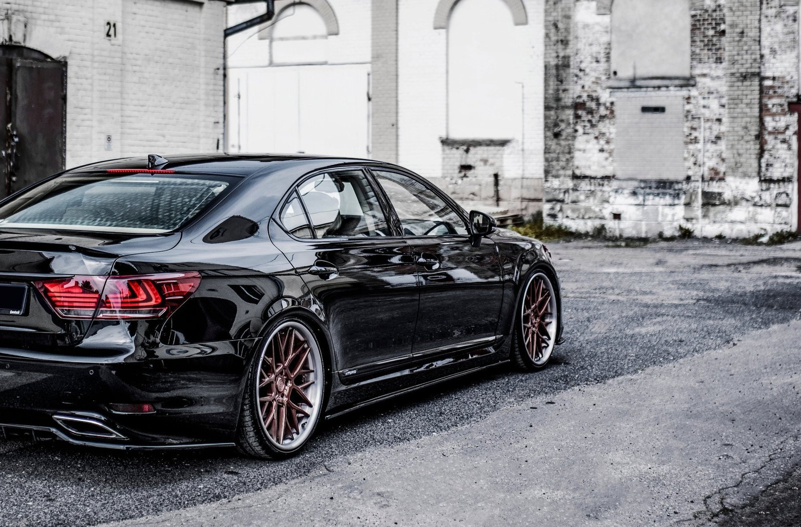 Faldones Laterales con Difusor Lexus LS Long Wheelbase Mk4 Facelift - Imagen 2