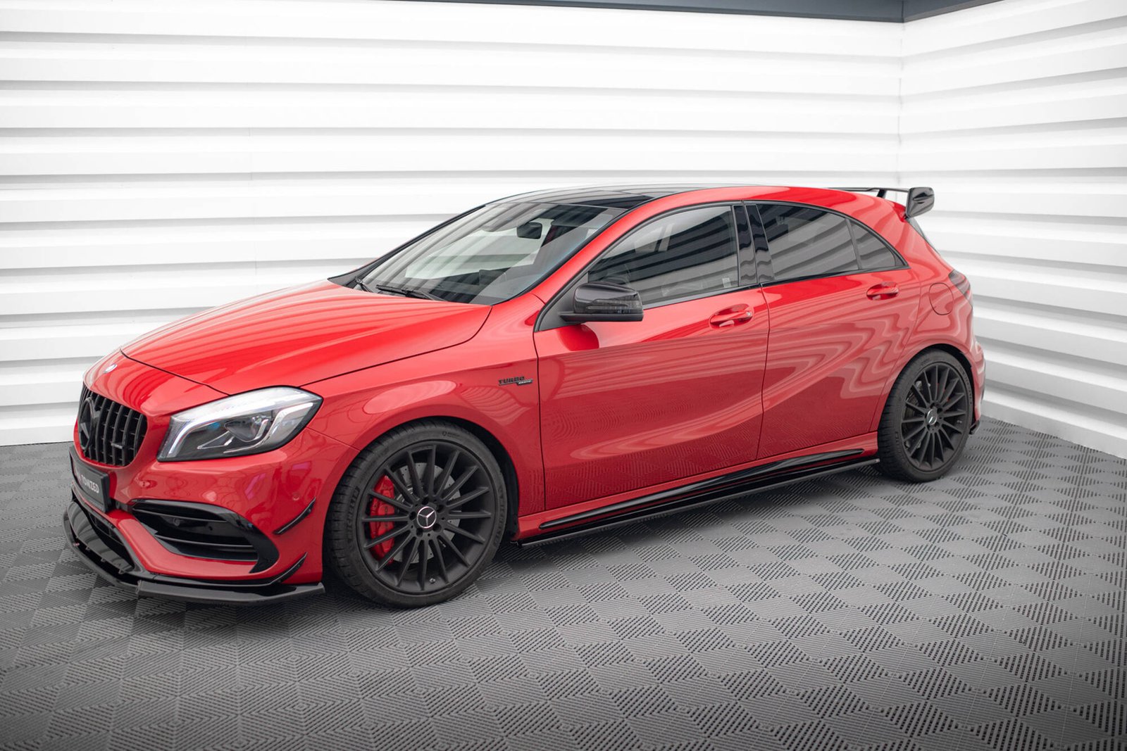 Faldones Laterales con Difusor Mercedes A W176/ CLA 117 AMG/ CLA 117 AMG Line Facelift - Imagen 3