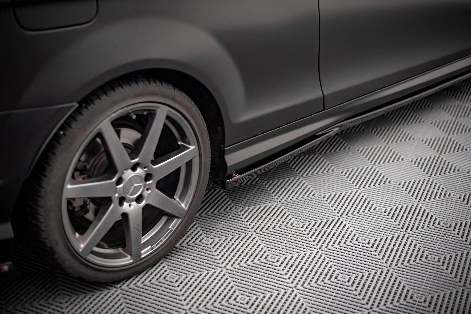 Faldones Laterales con Difusor Mercedes-Benz C Coupe / Sedan / Estate AMG-Line C204 / W204 Facelift / S204 Facelift - Imagen 2