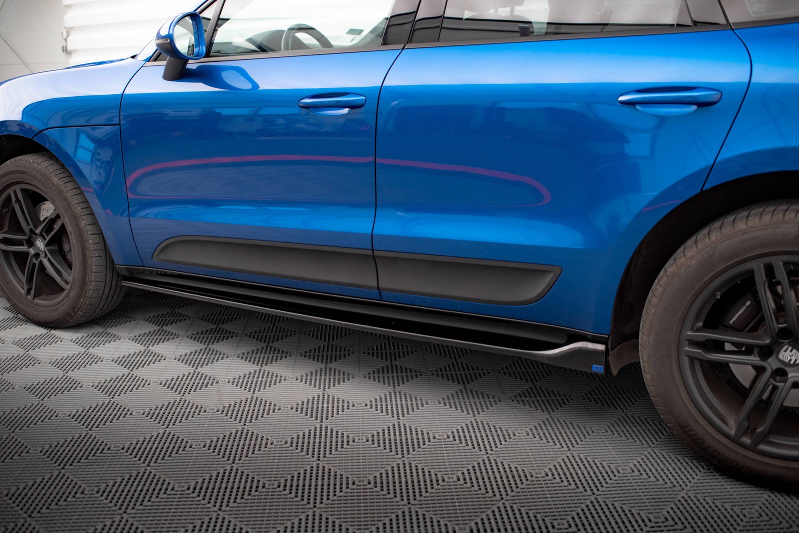 Faldones Laterales con Difusor Porsche Macan Mk1 - Imagen 2