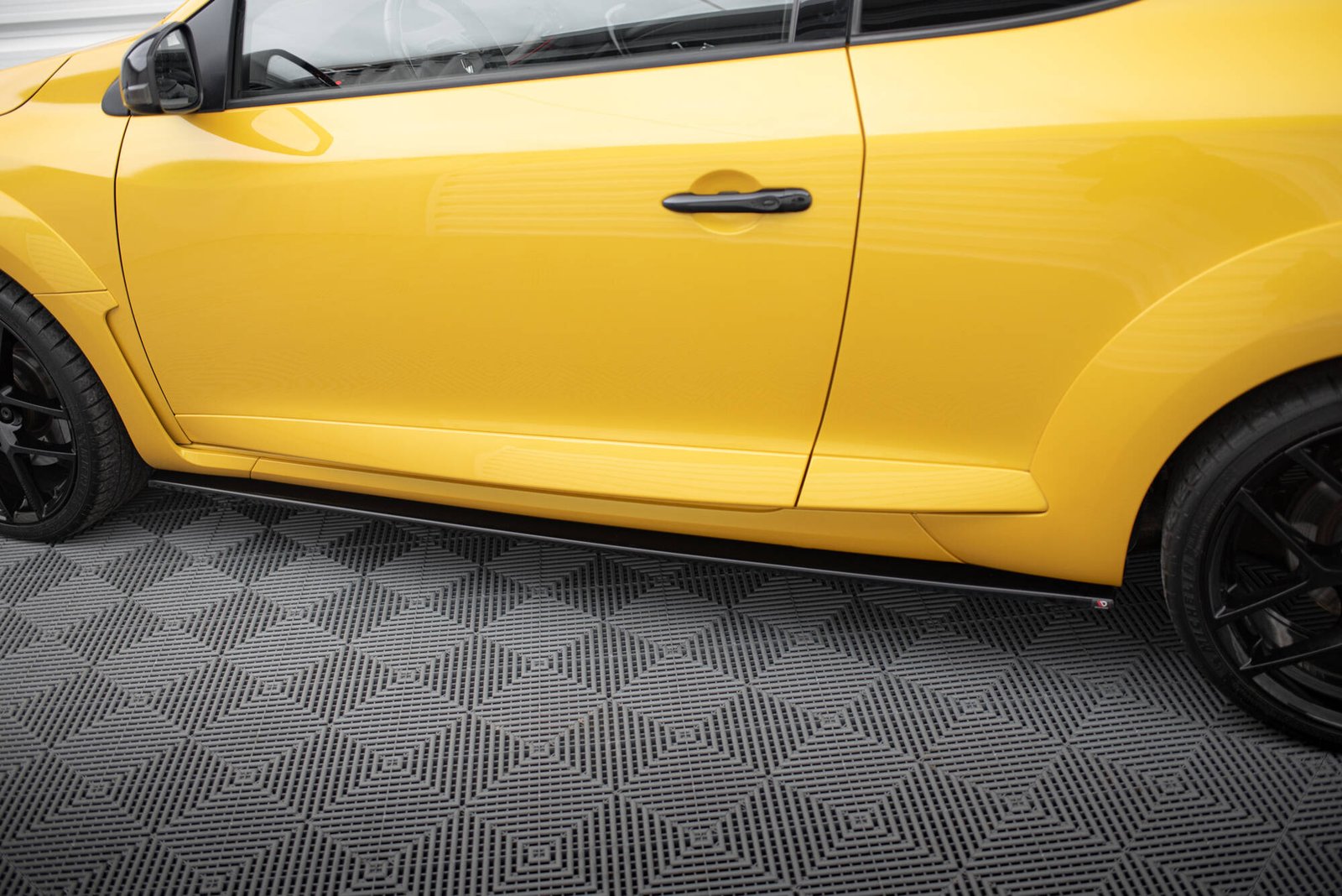 Faldones Laterales con Difusor Renault Megane RS Mk3 - Imagen 3