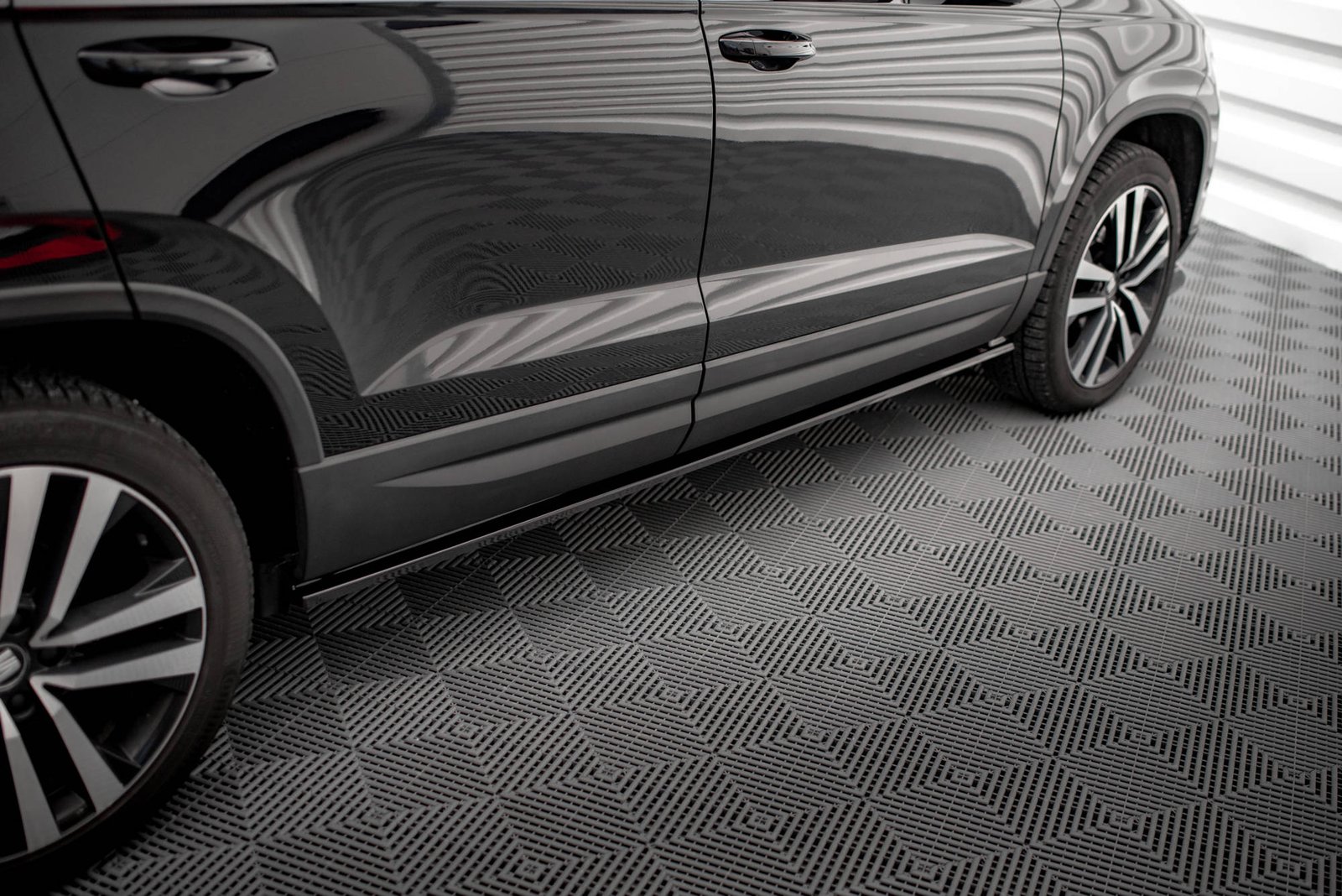 Faldones Laterales con Difusor Seat Ateca Mk1 - Imagen 2