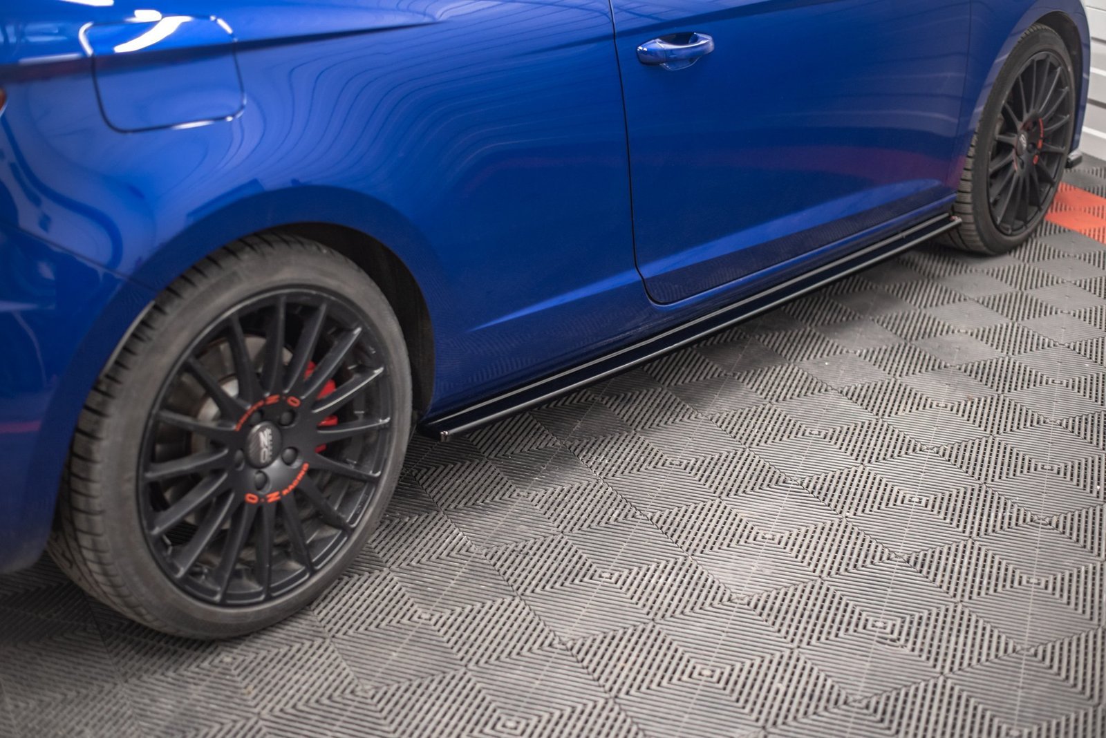 Faldones Laterales con Difusor Seat Leon Cupra / FR SC Mk3 / Mk3 FL - Imagen 3