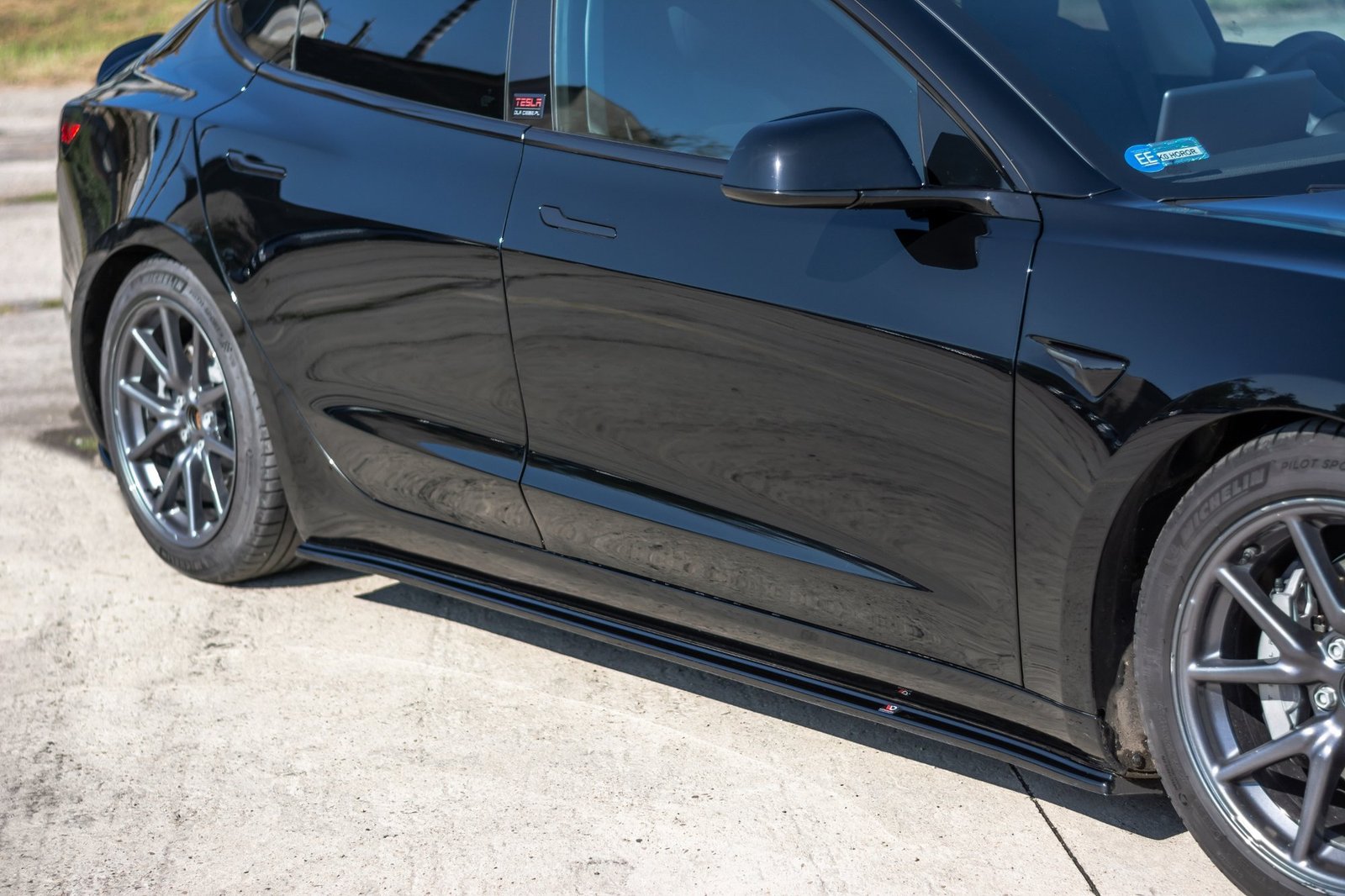 Faldones Laterales con Difusor Tesla Model 3 / Model 3 Performance Mk1 / Mk1 Facelift